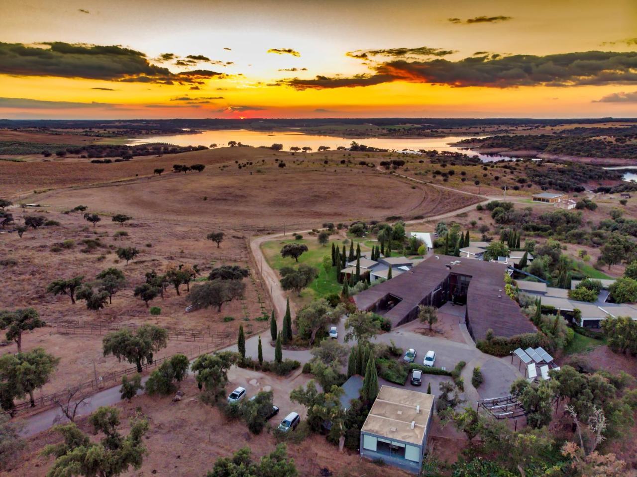 Herdade Da Cortesia Hotel Aviz Extérieur photo